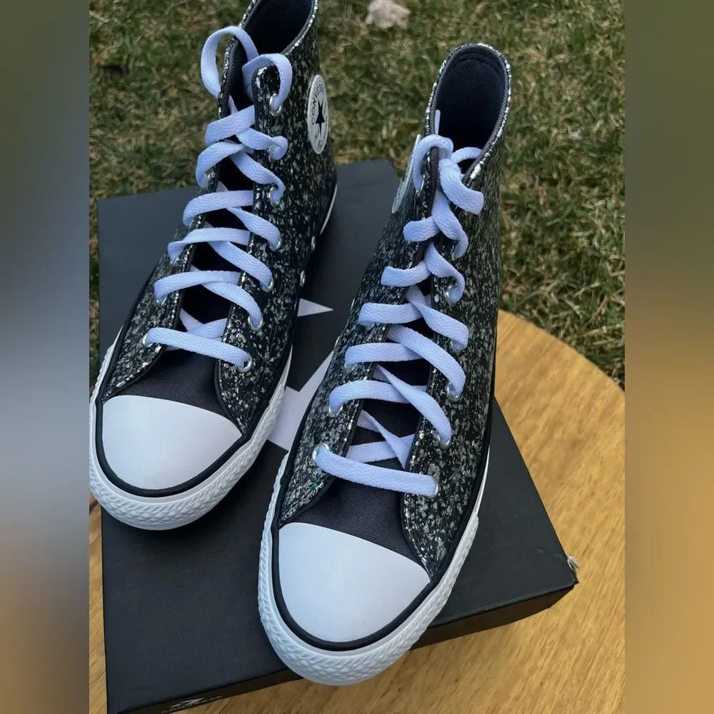 NEW Converse Youth SZ 6 Silver Sparkle Chuck Taylor High-Top Sneakers Shoes